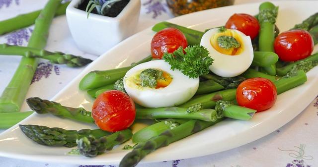 Jak vybrat správné suroviny pro low carb těsto na koláč