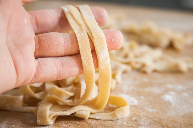 Příprava bezlepkového a bezlaktózového koláče: postup krok za krokem