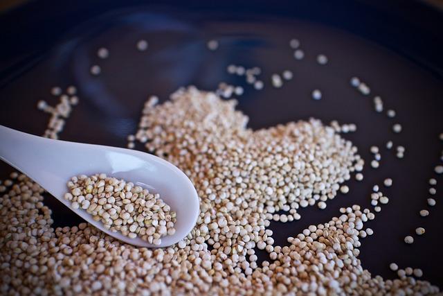 Může quinoa pomoci s hubnutím a udržením hmotnosti?